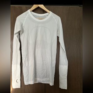 Lululemon Swiftly Tech Long Sleeve